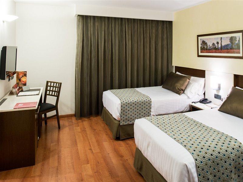 Catalonia Born Hotel Barcelona Ngoại thất bức ảnh