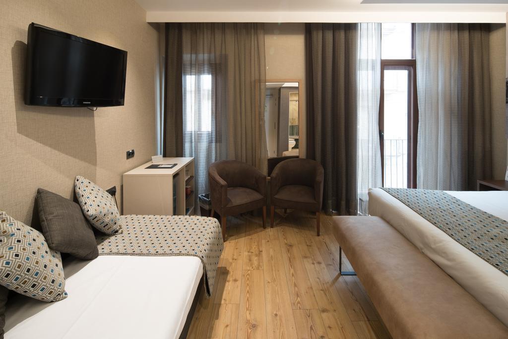 Catalonia Born Hotel Barcelona Ngoại thất bức ảnh